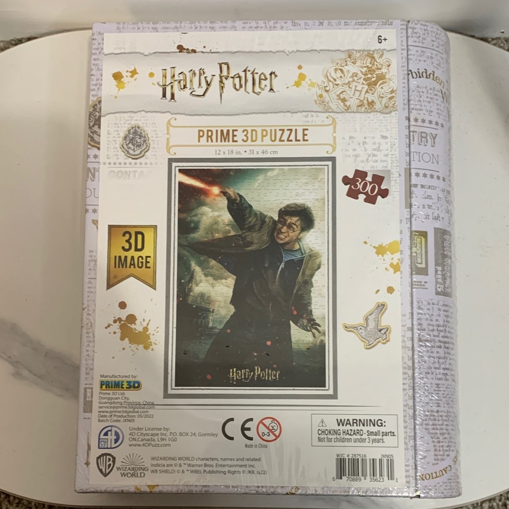 Warner Bros. Harry Potter 3D Puzzle - Black, Blue, Red - Picture 5 of 6